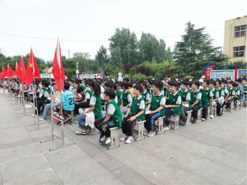 绿茵点亮足球梦——芦村国祯少年足球社揭牌成立啦~